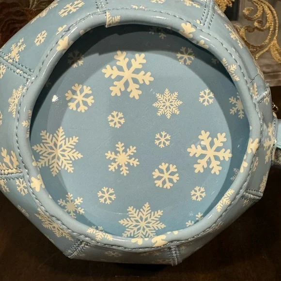 Dolls Kill Blue Snowflake Teapot Shoulder Bag - Picture 3 of 8